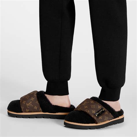 louis vuitton slipper herren|louis vuitton fur slippers cheap.